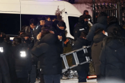 最新！逮捕尹锡悦，韩警方进入总统官邸！韩总统警卫处次长被捕！“尹锡悦将主动走出官邸”-中国石化加油卡网上充值